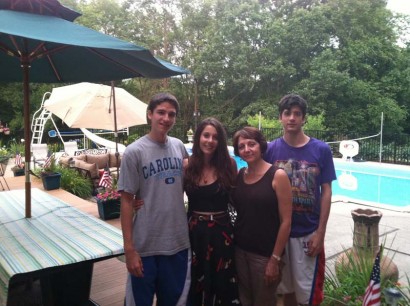 Cast Of Stranger At The Inn